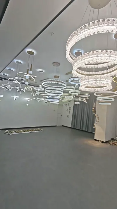 Showroom: Ring Light Grid II