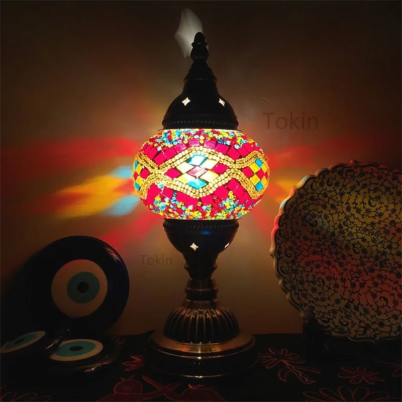 Vintage Table Lamp — Hotel, Living Room & Bedroom — view 10