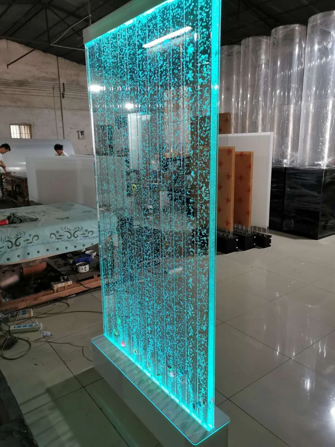 Acrylic Aquarium Screen — Bubble & Water Column — view 9